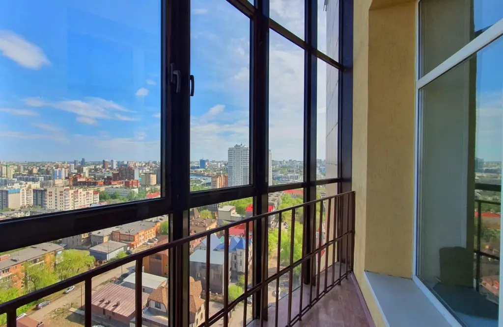 Челябинск: Апартаменты с Балконом и Видом на Город InnHome Loft Sky