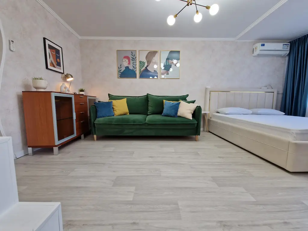 Альметьевск: Квартира Виталий HouseRent Однокомнатная студия по ул. Ленина,104Б