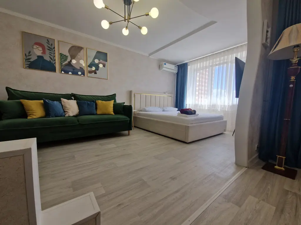 Альметьевск: Квартира Виталий HouseRent Однокомнатная студия по ул. Ленина,104Б