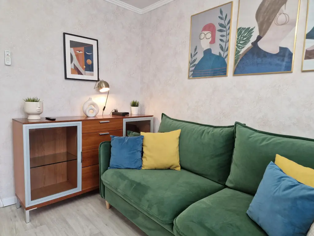 Альметьевск: Квартира Виталий HouseRent Однокомнатная студия по ул. Ленина,104Б