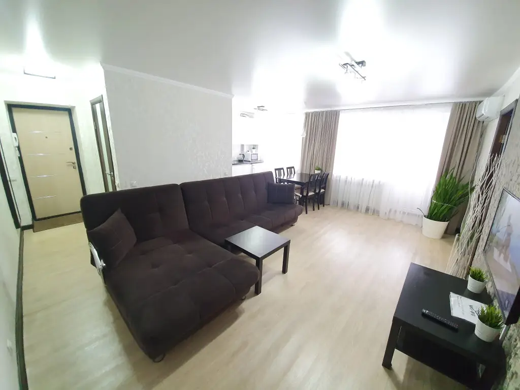 Альметьевск: Квартира Виталий HouseRent Двухкомнатная по улицы Мусы Джалиля, 21