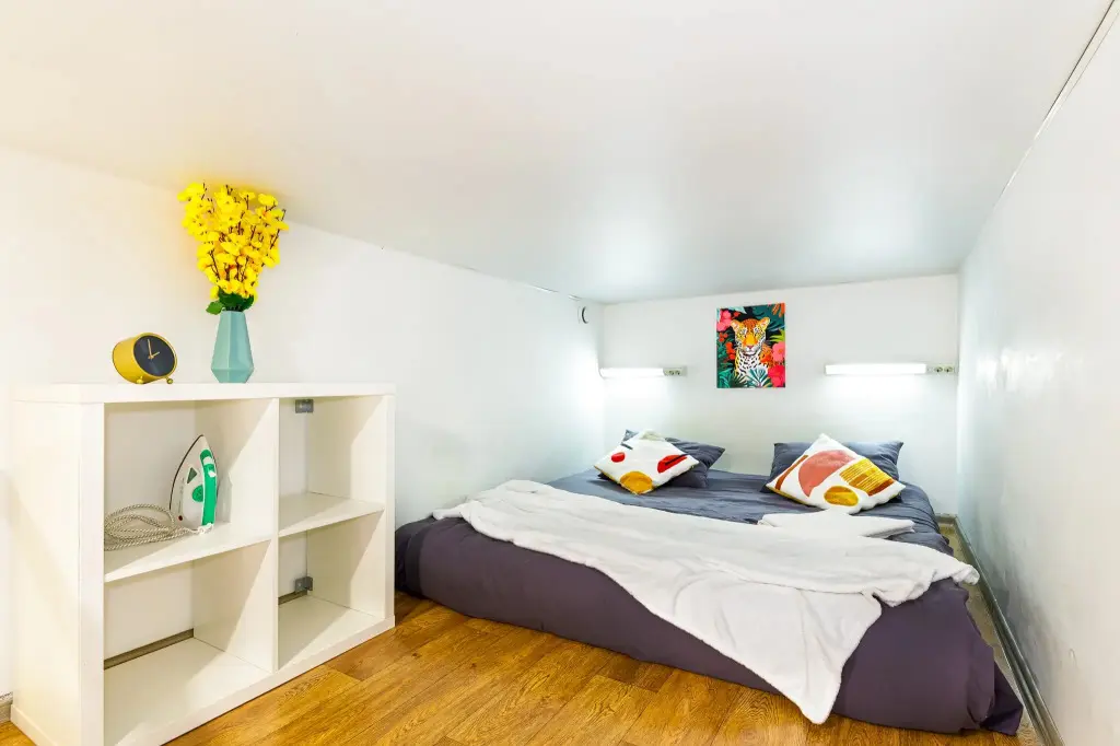 Санкт-Петербург: Апартаменты Roomstay Гривцова 13 Comfort Studio #3