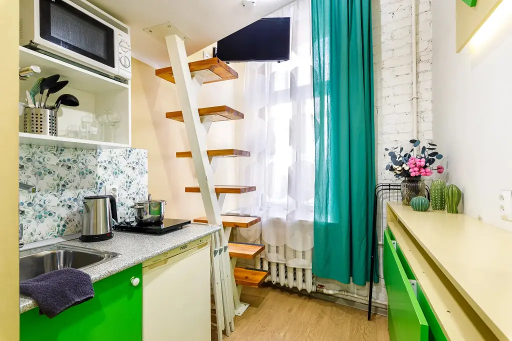 Санкт-Петербург: Апартаменты Roomstay Гривцова 13 Comfort Studio #3