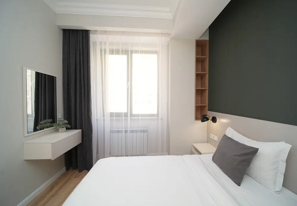 Ереван: Modern 1-bedroom apartment by Sweet Home