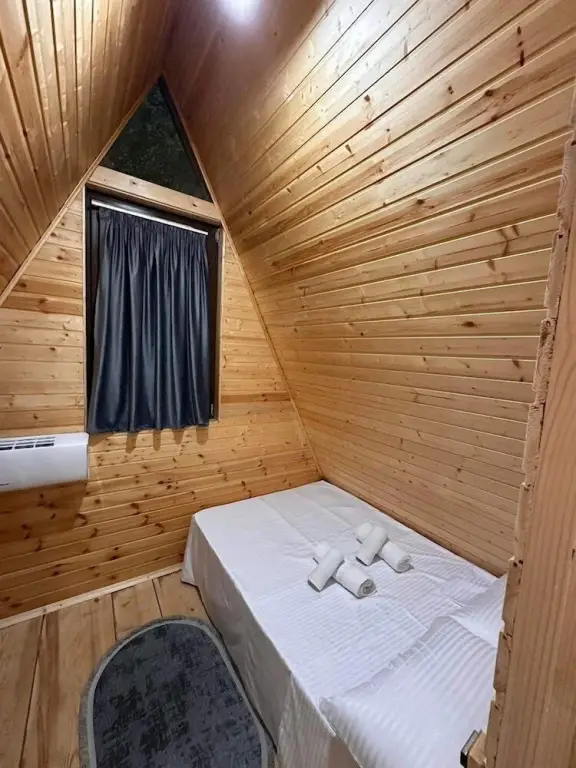 Батуми: Thomas Hut