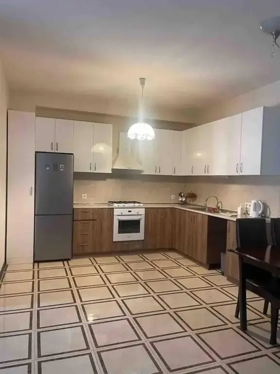 Солнечные апартаменты с балконом рядом с просп. Чавчавадзе — фото 1