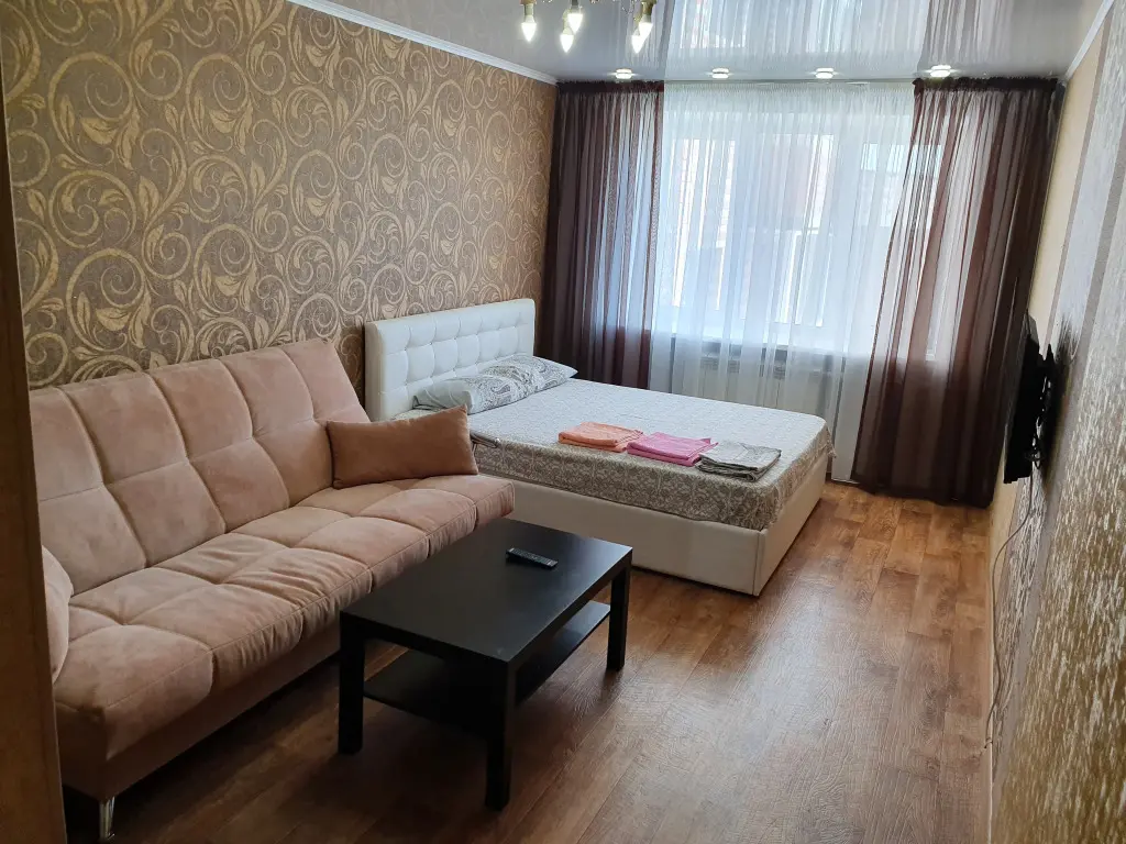Альметьевск: Квартира Виталий HouseRent Однокомнатная по ул. Ленина,104Б