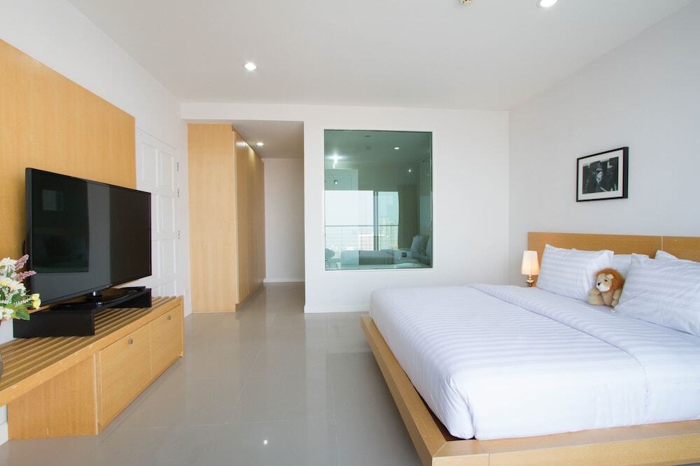 Паттайя: Evergreen Pattaya Serviced Residences