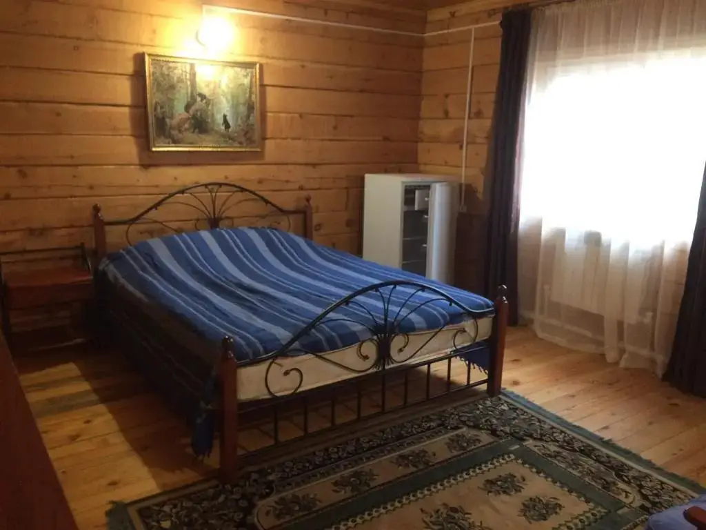 Ая: Guest House Naumkinyh