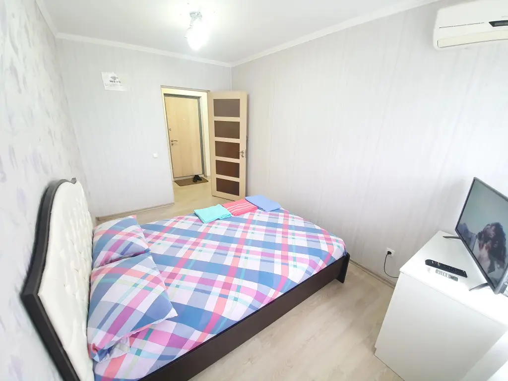 Альметьевск: Квартира Виталий HouseRent Двухкомнатная по ул. Нефтяников, 27