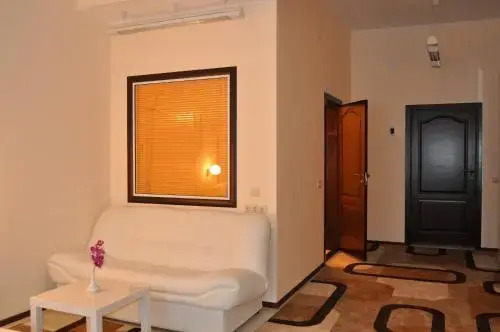 Белокуриха: Guest House Yablonevyy Tsvet
