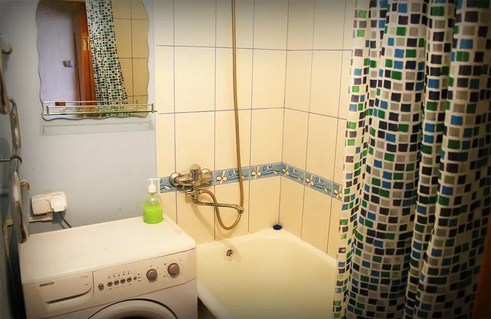 Бийск: Dobrye Sutki Apartment on Kommunarsky 27