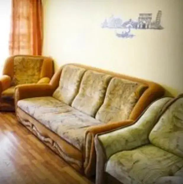 Бийск: Apartments on Kommunarskiy pr. 27