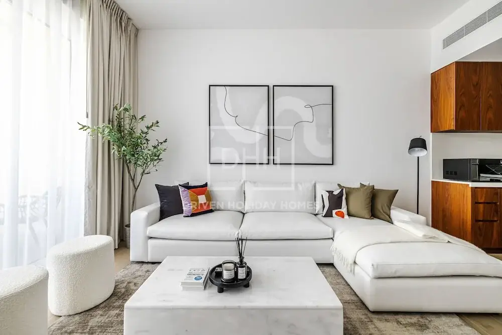 Дубай: Full Sea View 1Bed Le Pont B1 in La Mer