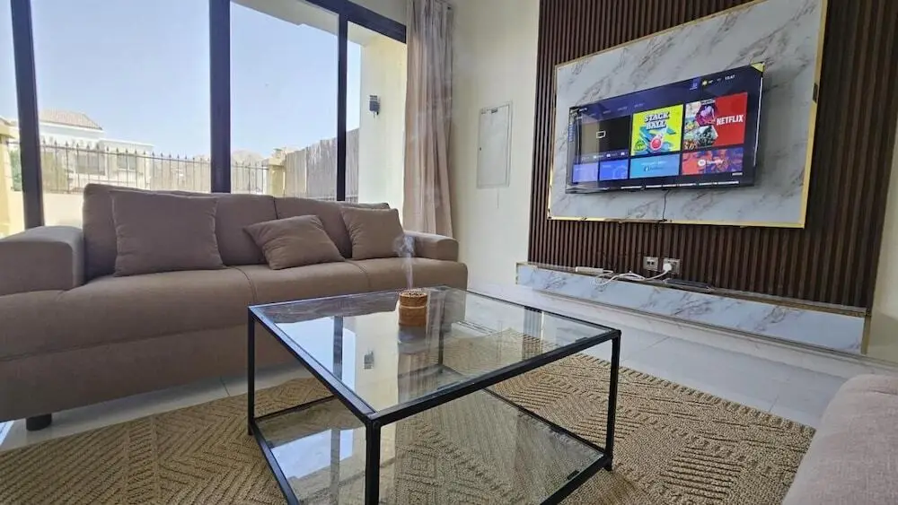 Дубай: Elegant 2-bed Villa And hall, G,1