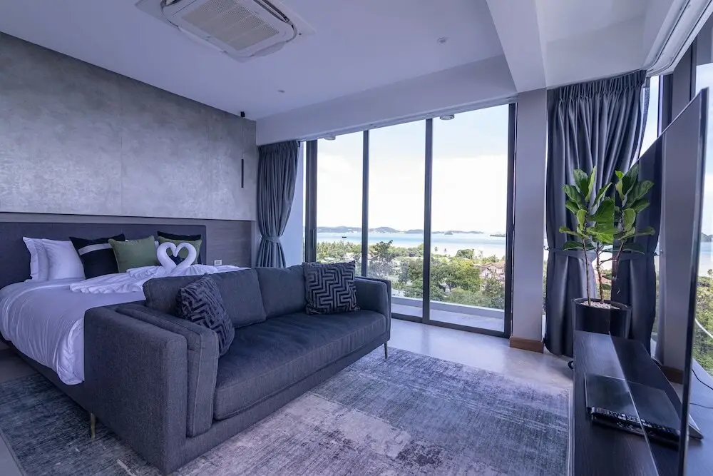 Муанг: big legend 5 floors of luxury villa