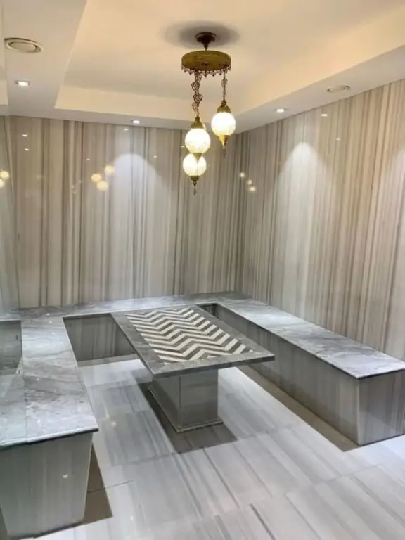 Калогреа: Elegant Two-bedroom Apartment in Upscale Surroundings
