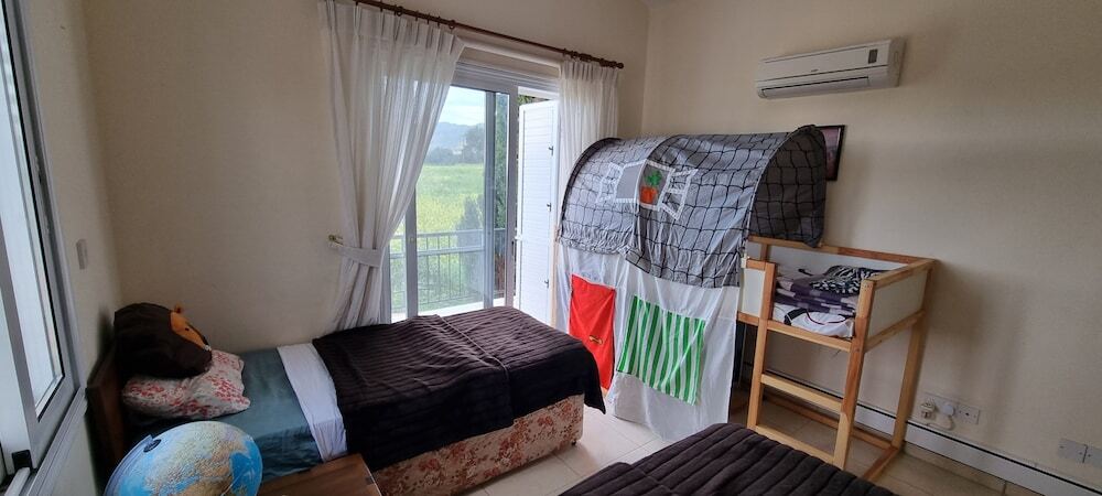 Аргака: Fab Sea&mountain View Villa Close to the Beach