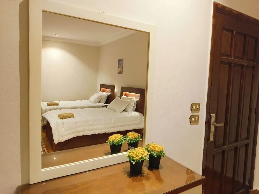 Гиза: The Pharaohs Guest House