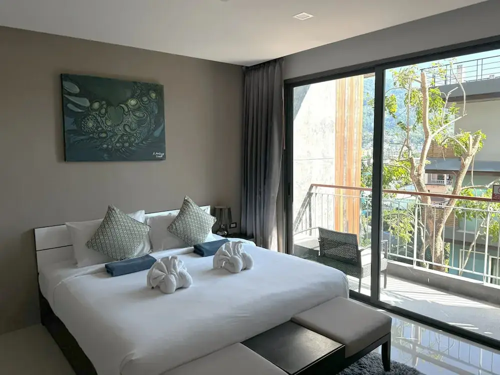 Кату: Apartment at Emerald Terrace by Lofty