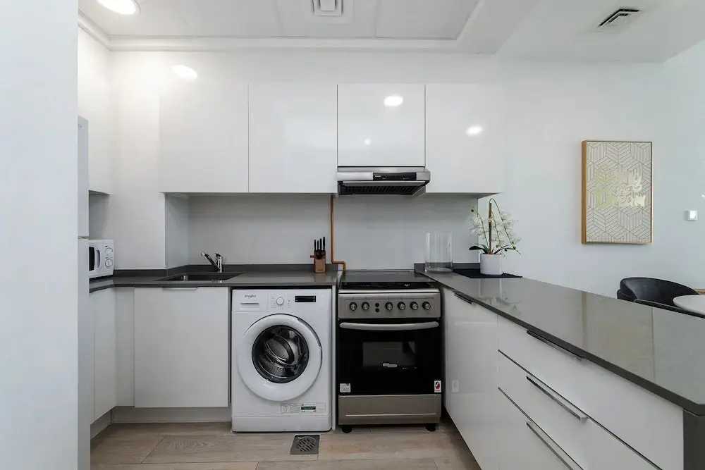 Дубай: Perfect 1BR in Bloom Tower, Dubai