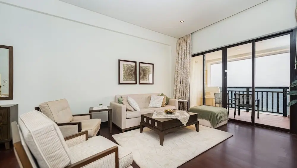 Дубай: Luxury StayCation - Exquisite 1BR with Stunning Views on Palm Jumeirah
