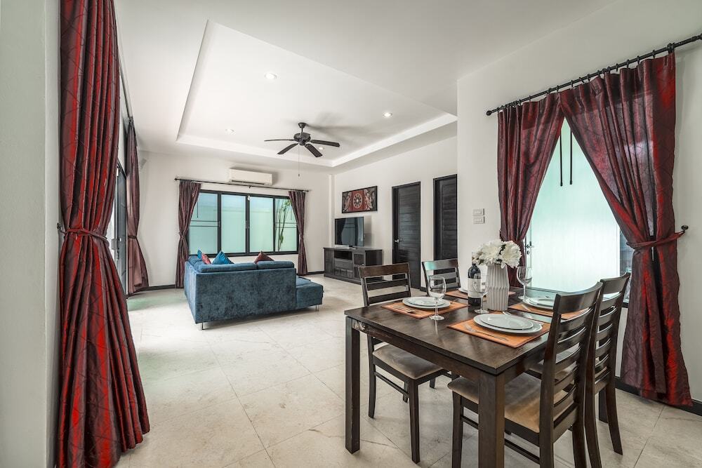 Муанг: Balinese Style 2BR Pool Villa Faye Rawai
