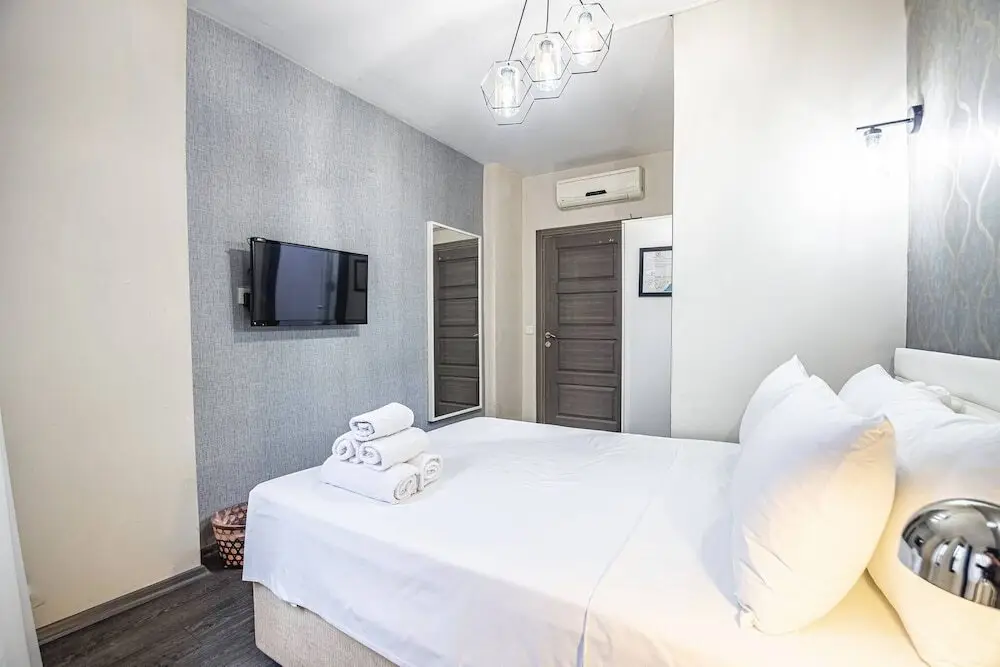 Стамбул: Room in Guest Room - Deluxe Double Room 4