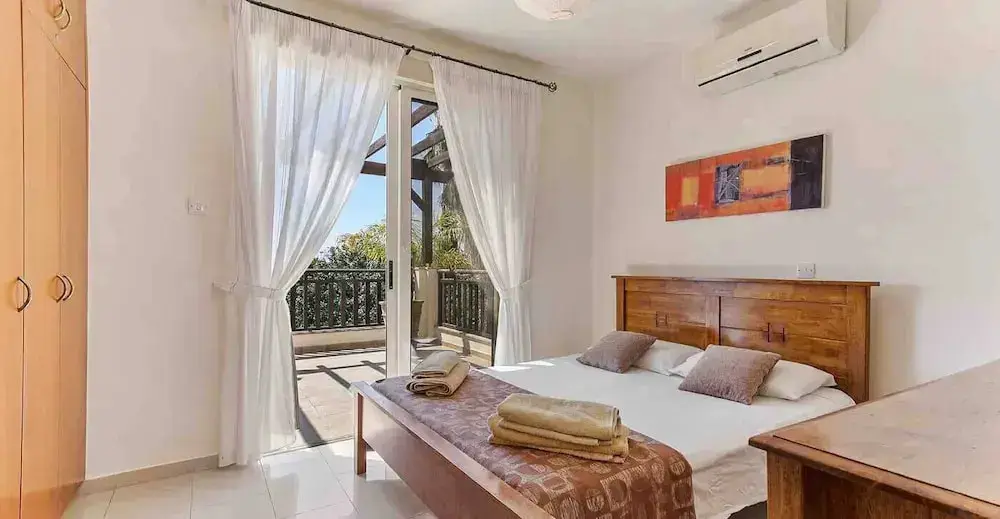Пейя: Beautiful 3-bed Villa in Coral Bay