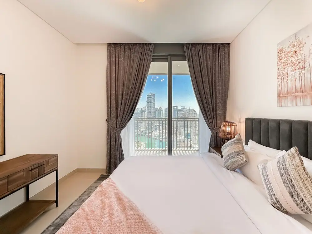 Breathtaking 3BR with Sea & Marina — фото 1