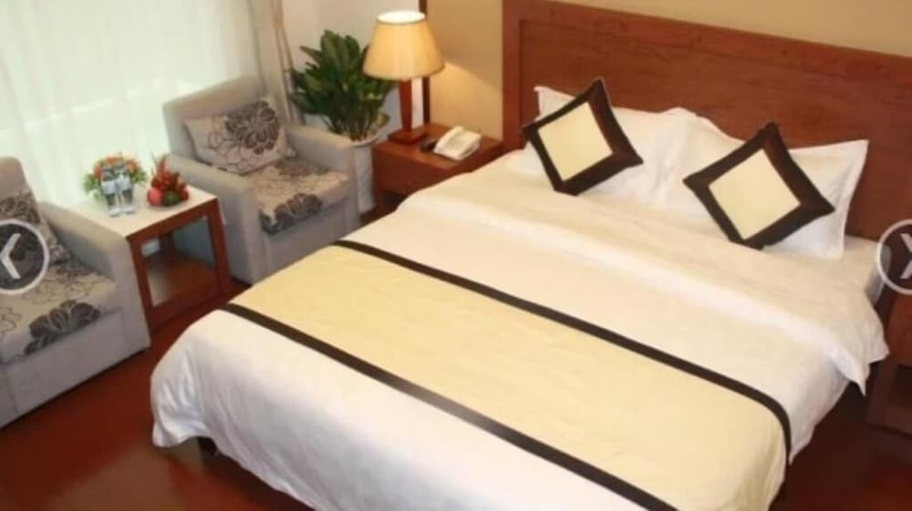 Ханой: Sao Mai Hotel Ton Duc Thang by BayLuxury