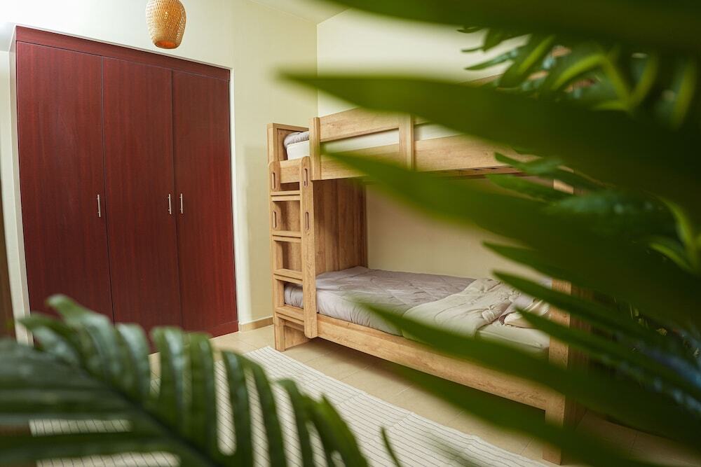 Дубай: Pure Sand Luxury Hostel