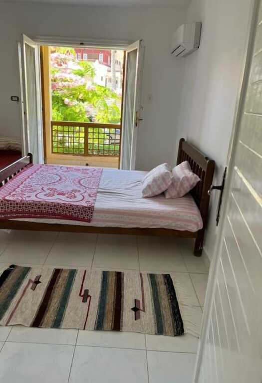 Эль-Аламейн: Sunny 4-Bedroom Townhouse Families Only