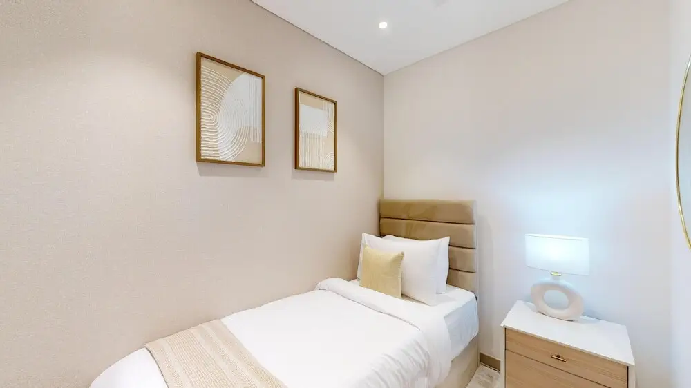 Primestay - 1BR + Maids in Meydan Dubai — фото 1