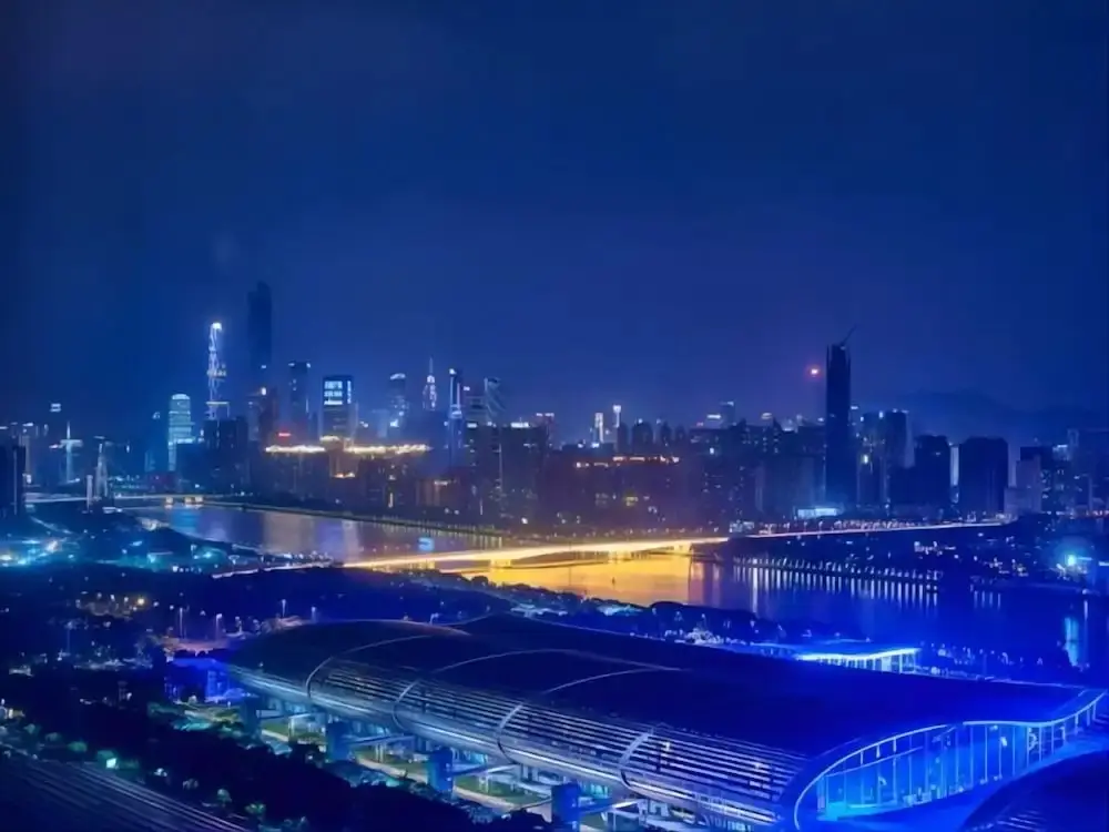 eStay Residence - Poly World Trade Center Guangzhou — фото 1