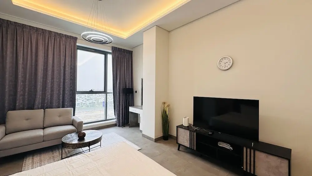 Дубай: Upscale Studio Apartment Palm View with Big Balcony Free Parking by Belvilla