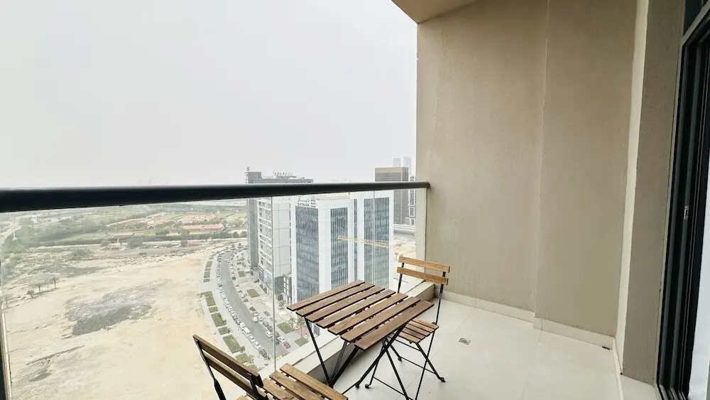 Дубай: Upscale Studio Apartment Palm View with Big Balcony Free Parking by Belvilla
