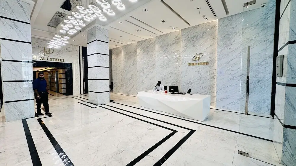 Дубай: Upscale Studio Apartment Palm View with Big Balcony Free Parking by Belvilla