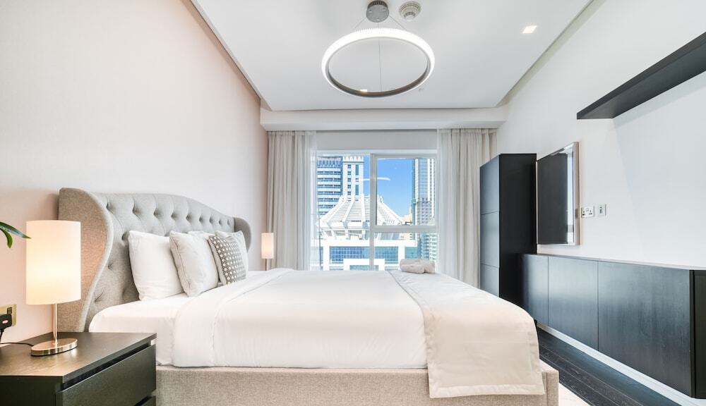 Дубай: KOHH - 3BR in DAMAC Heights