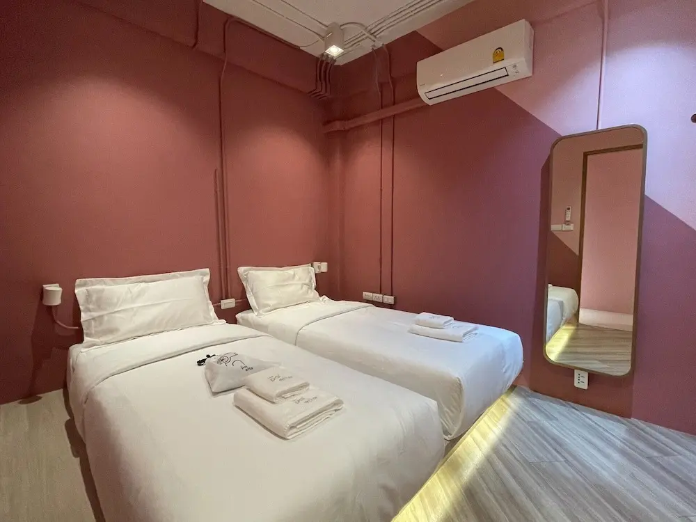 Бангкок: The Palette Bangkok Hotel - Self check-in after 10 pm
