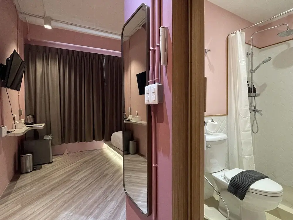 Бангкок: The Palette Bangkok Hotel - Self check-in after 10 pm