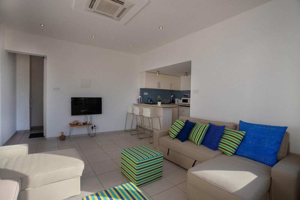 Агиос Тихонас: Athenaeum Beach Studio