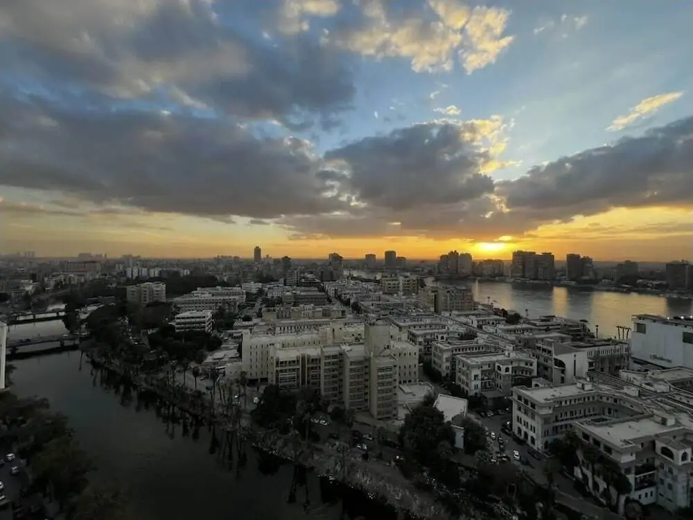 Каир: Garden city Nile view apartment