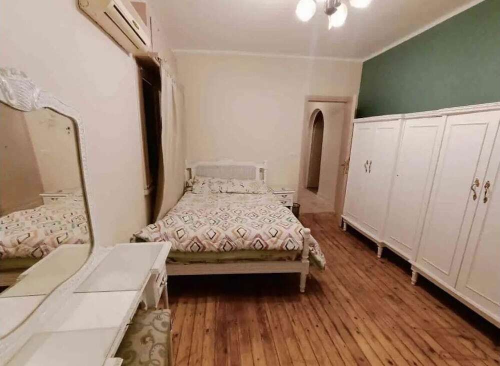 Каир: Garden city Nile view apartment