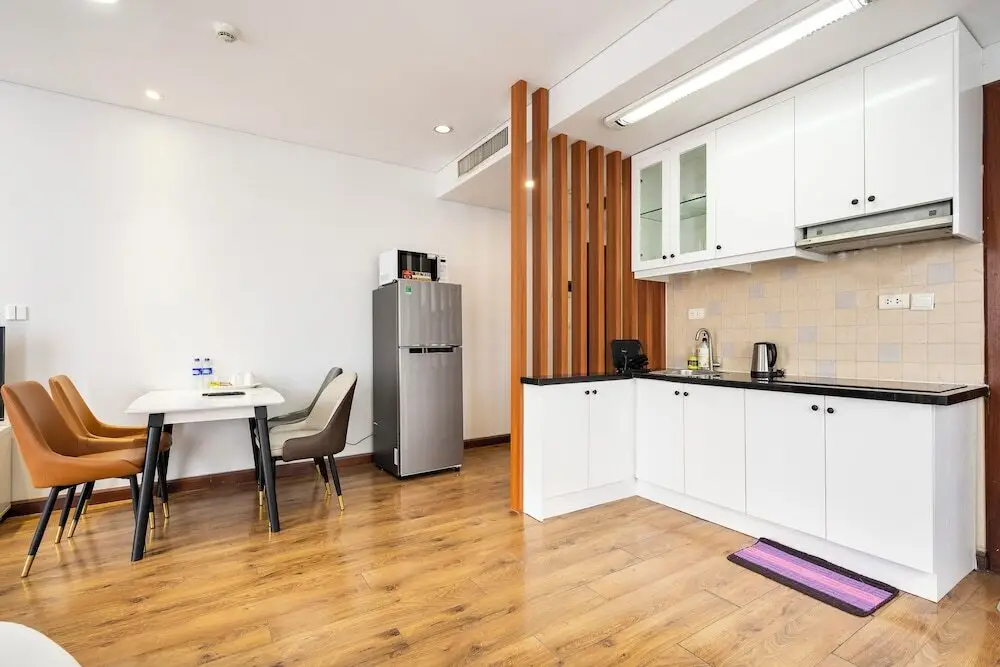 Хошимин: Night Life Lancaster 1br GymBarJapTown