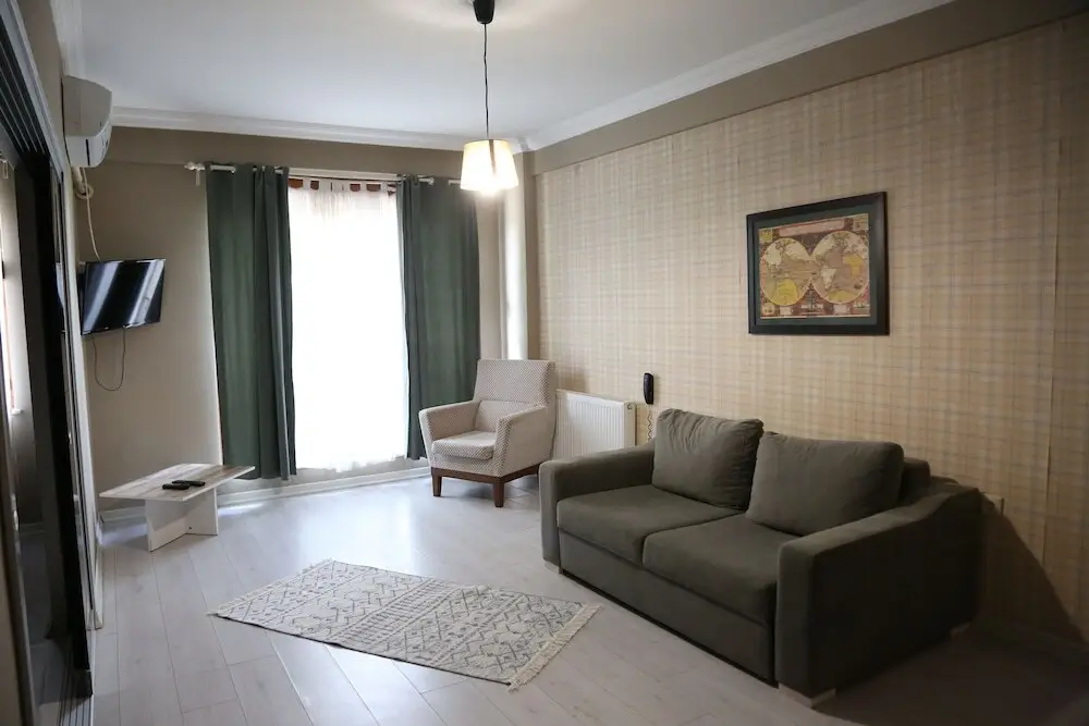 Эджеабат: Maidos Suites