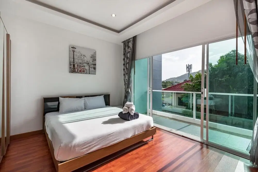 Муанг: Trixie Town House Unit 2