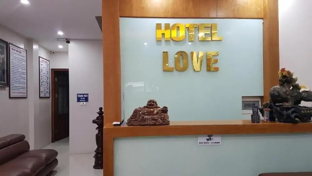 Ханой: Love Hotel KDT Van Phu- by Bay Luxury