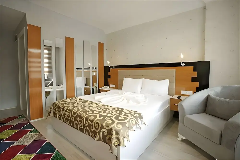 Сенпынар: ayvacık Hotel Restoran