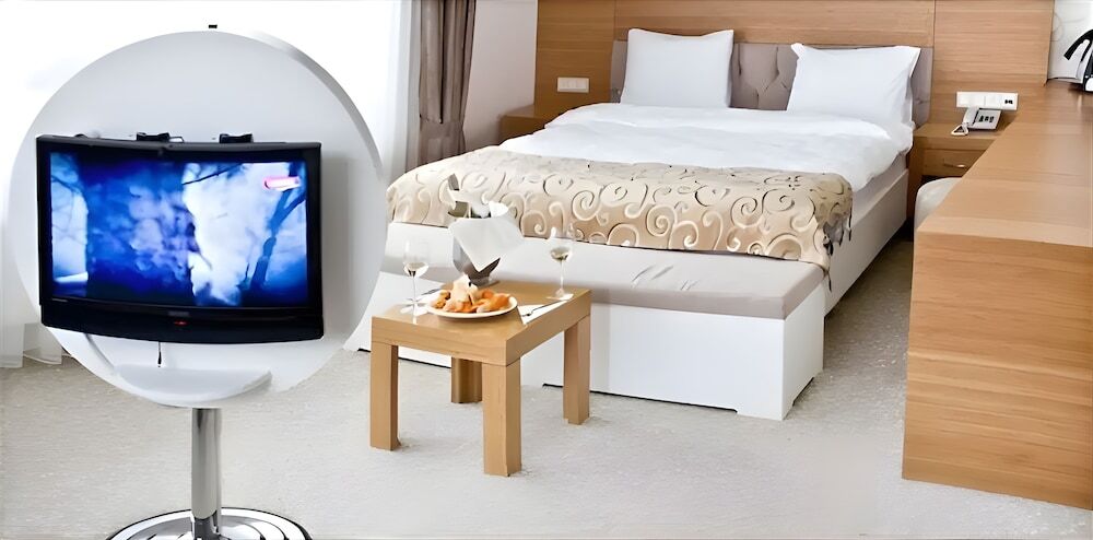 Сенпынар: ayvacık Hotel Restoran